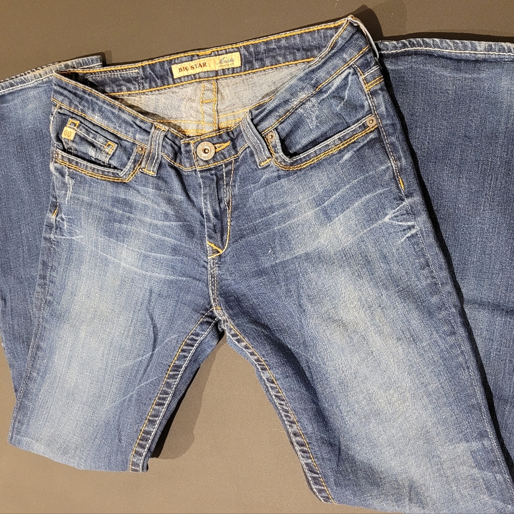 Big star Maddie midrise dark wash 28R jeans used